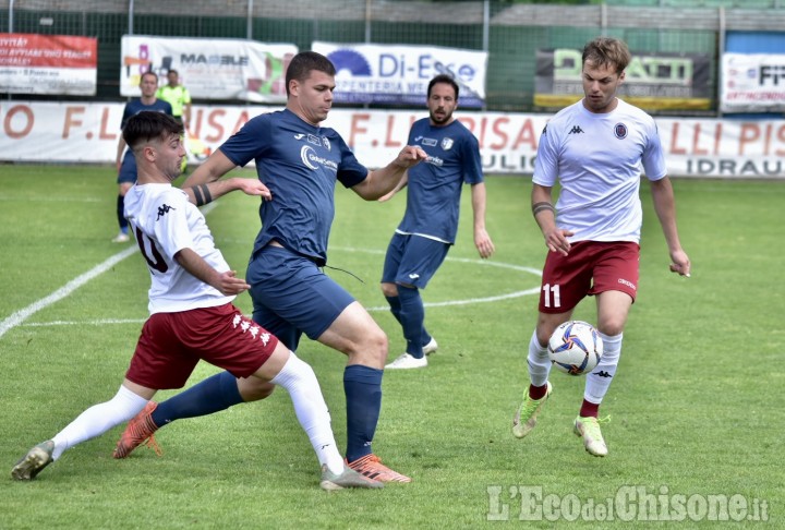 Calcio serie D: Pinerolo vince 4-0 a Castano, pari Chisola