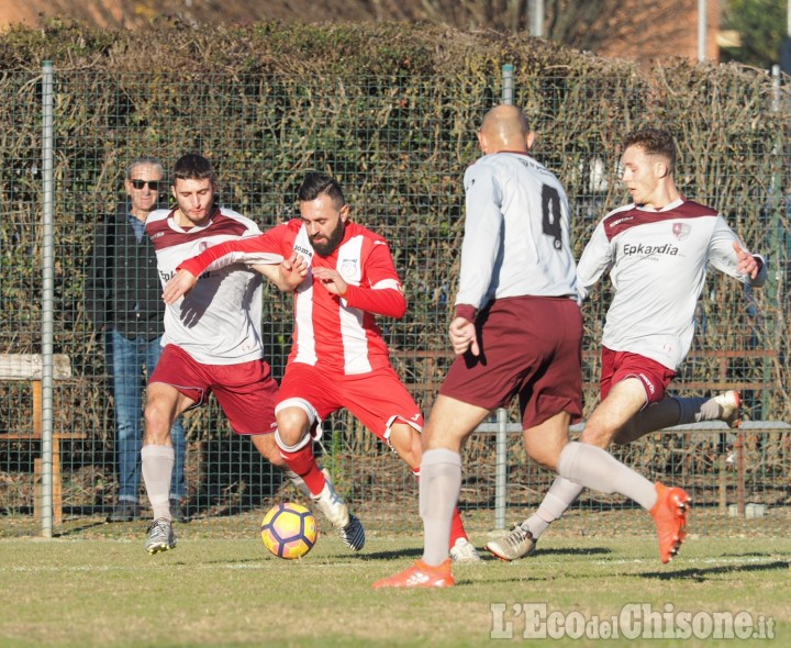 Calcio: Pinerolo sconfitto 3-2, PiscineseRiva passa a Pancalieri