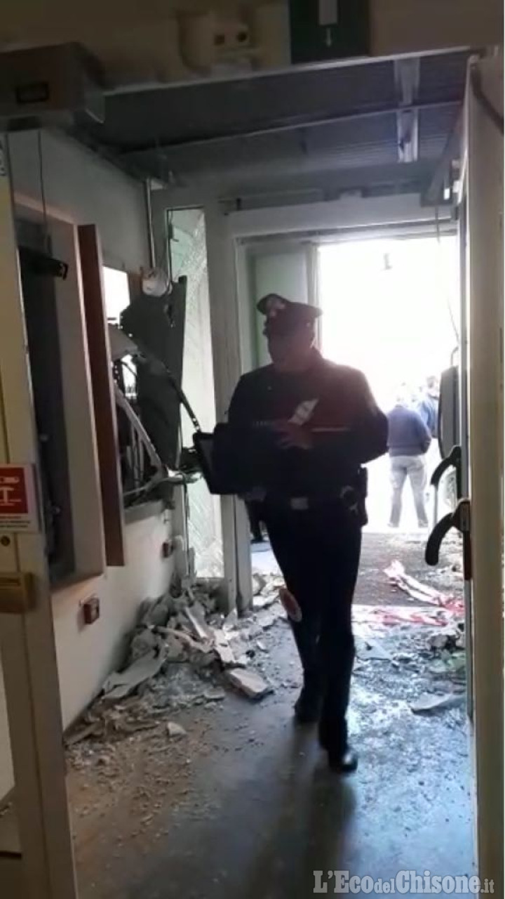 Vigone: bancomat esploso, fermati in ospedale i due ladri feriti