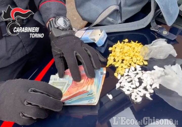 Nichelino: spacciatore a domicilio, senegalese arrestato con 220 dosi di droga in tasca
