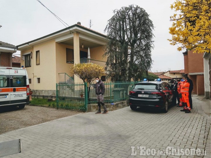 None: 60enne trovato morto in casa in vicolo Pietro Micca