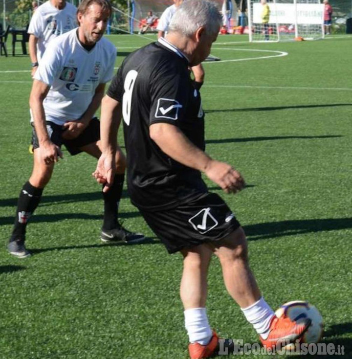 Walking football, sabato 22 torneo al laghetto Nais di Bobbio Pellice