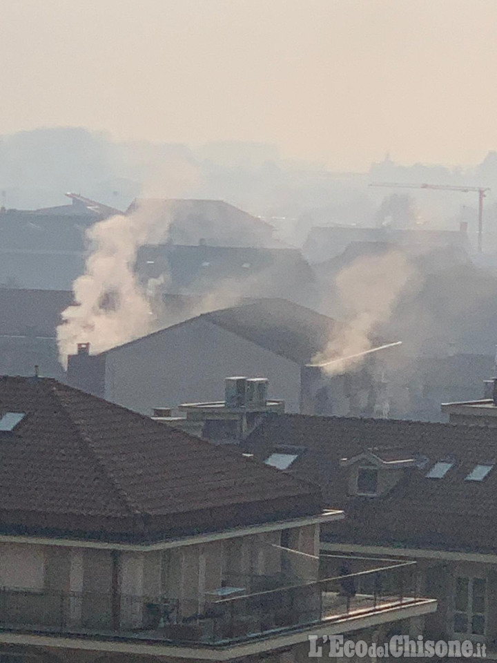 Vinovo: incendio in Via Mazzolari, uomo trasportato al Cto