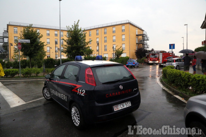 Vinovo: minaccia di buttarsi dal tetto della casa di riposo