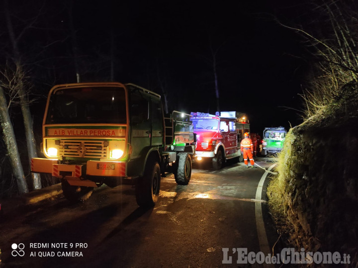 Perrero: incendio lungo la strada per Massello, trovati due focolai