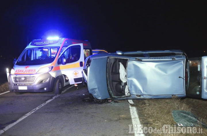 Scontro tra due auto tra None e Volvera, sette feriti non gravi