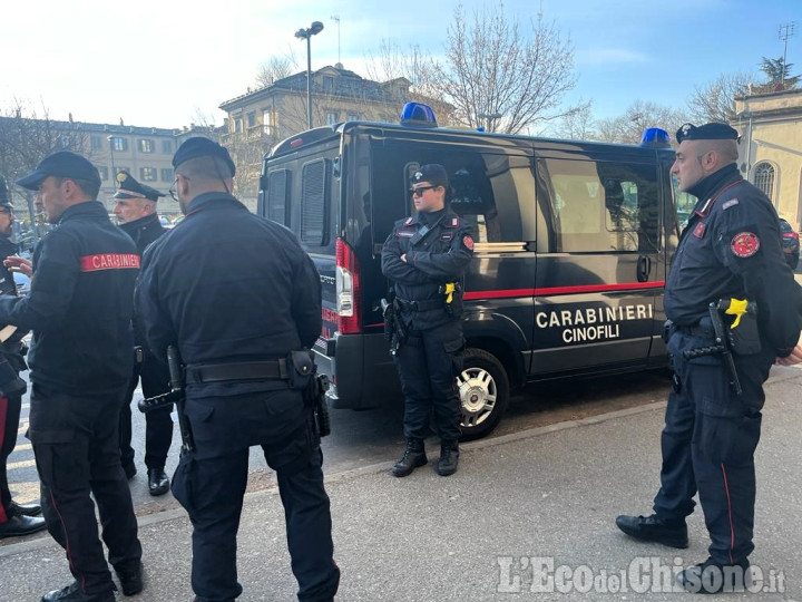 Pinerolo: controlli antidroga davanti alle scuole e alla stazione ferroviaria