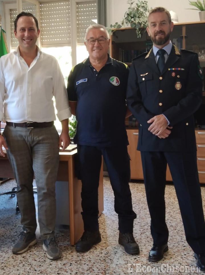 Giaveno: firmata la convenzione tra la città e i volontari della protezione civile di Coazze