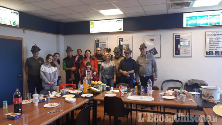 Questa notte l'arrivo a Pinerolo di un gruppo di bambini ucraini portati in salvo da due volontari Alpini 