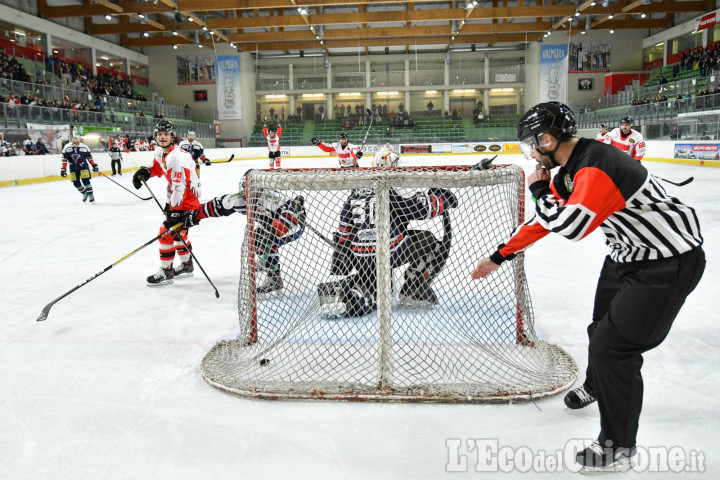 Hockey ghiaccio, clamoroso: Valpeagle rinuncia alla Ihl