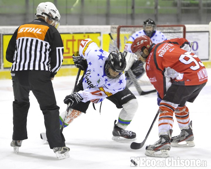 Hockey ghiaccio, derby alla Valpe: 8 a 4 sul Pinerolo