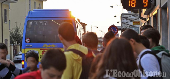 Trasporto degli studenti: potenziati gli autobus Orbassano-Pinerolo, Perosa-Pinerolo e a Giaveno