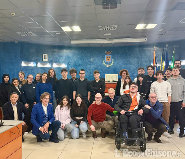 A Nichelino gli studenti delle scuole superiori si sperimentano amministratori 