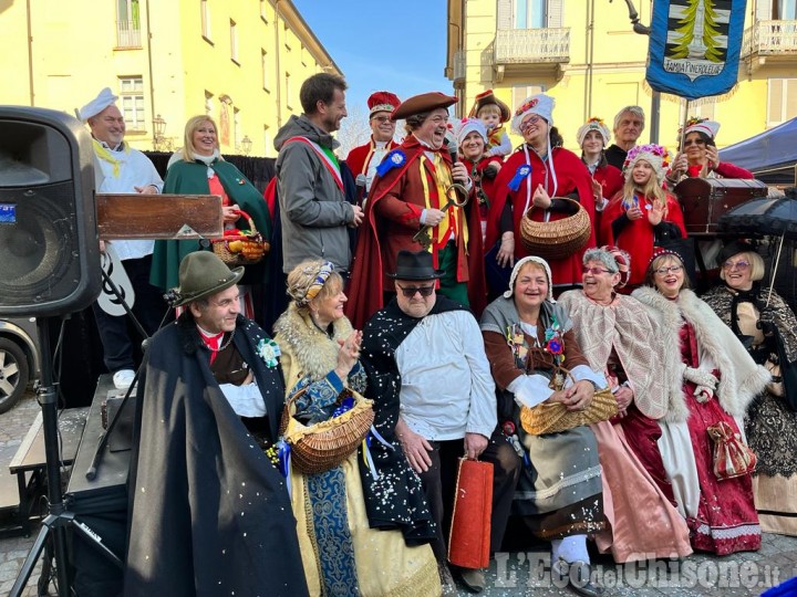 Pinerolo: Gianduja è arrivato in città 