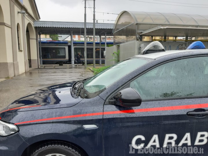 Pinerolo: pacco sospetto sul treno, denunciato 26enne per interruzione di pubblico servizio