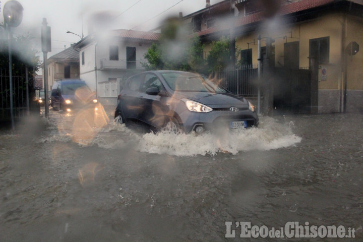 None: allagamenti a causa del violento acquazzone e della grandinata 