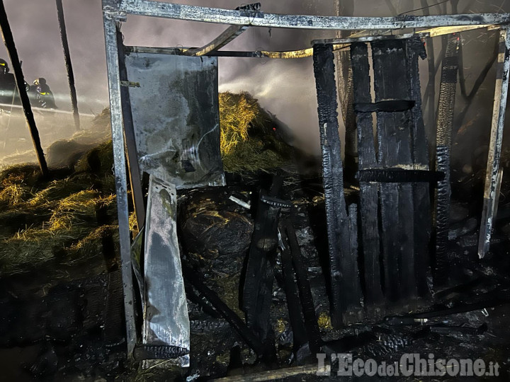 Rivalta: fiamme nel maneggio, morta la cavallina amata dai bambini