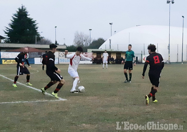 Calcio: Pinerolo, il sorriso è doppio