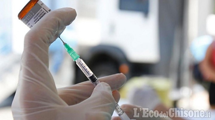 Vaccini: la Regione mette in guardia dai numeri a pagamento, preadesioni solo tramite il proprio medico