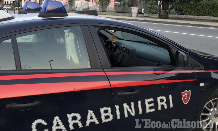 Nichelino: botte al padre per farsi dare i soldi per la droga, arrestato 43enne