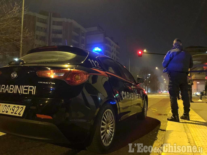 Beinasco: fermati con l'hashish nell'auto, arrestati due 20enni a Borgaretto