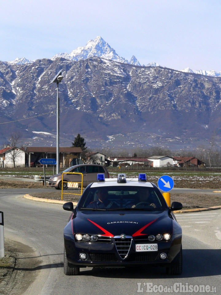 Omicidio-suicidio a Saluzzo: 48enne uccide la madre e poi si butta dal balcone di casa