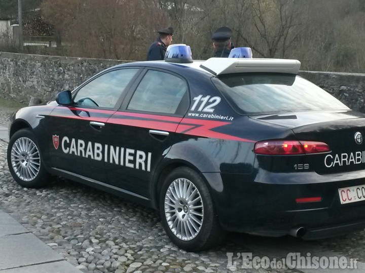 Candiolo: assalto al bancomat di piazza Sella, ladri interrotti dall&#039;arrivo dei carabinieri