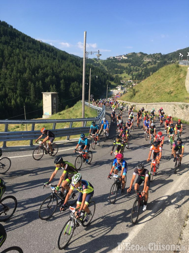 Ciclismo, Granfondo Sestriere Colle delle Finestre un successo per due mila, acuto Castelnovo 