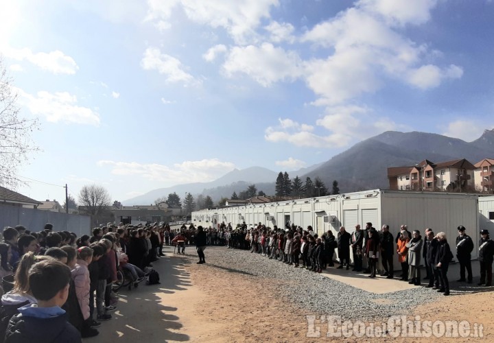 A Cumiana una cerimonia per inaugurare il villaggio scolastico