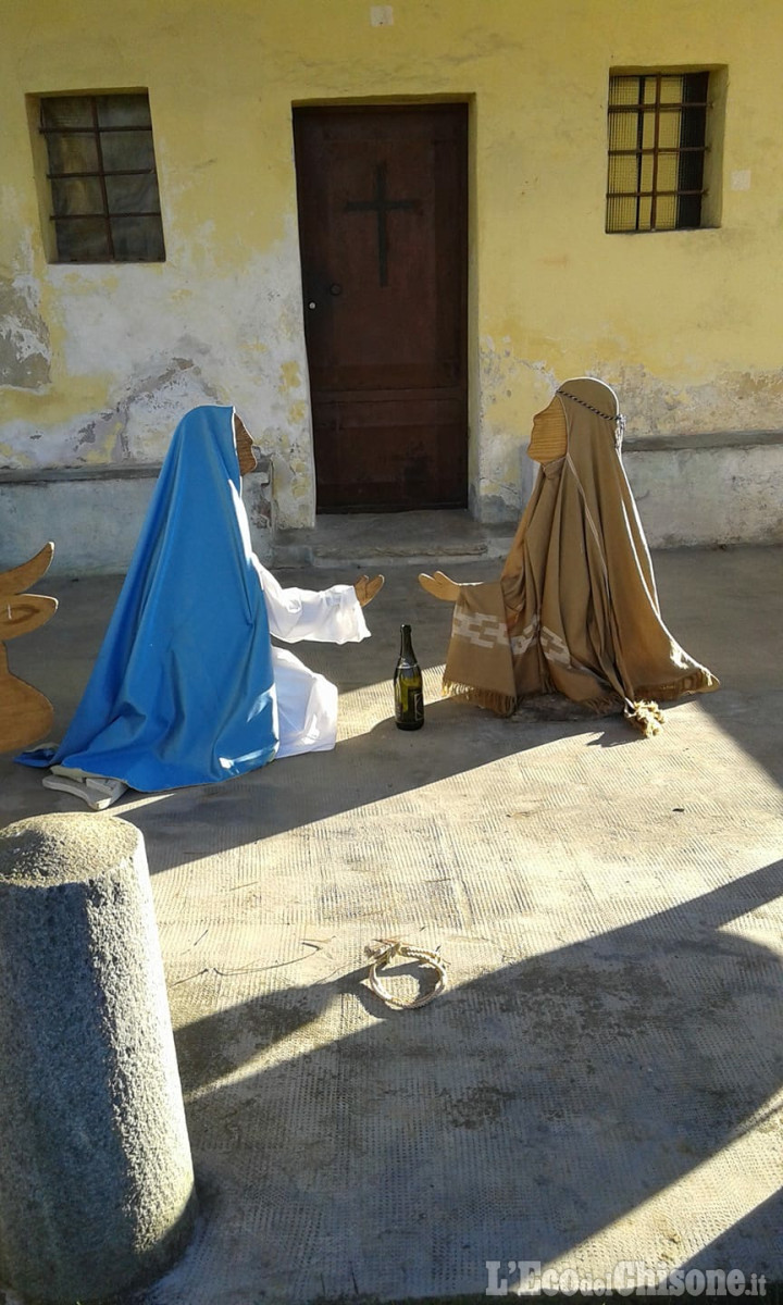 S. Secondo: ritrovata la sagoma del Bambin Gesù rimossa la notte di Natale