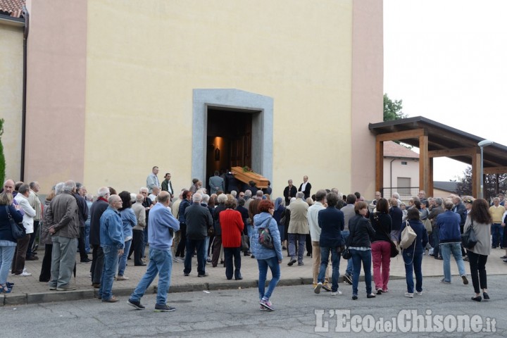 Pinerolo, oggi a S. Lazzaro i funerali di don Polastro