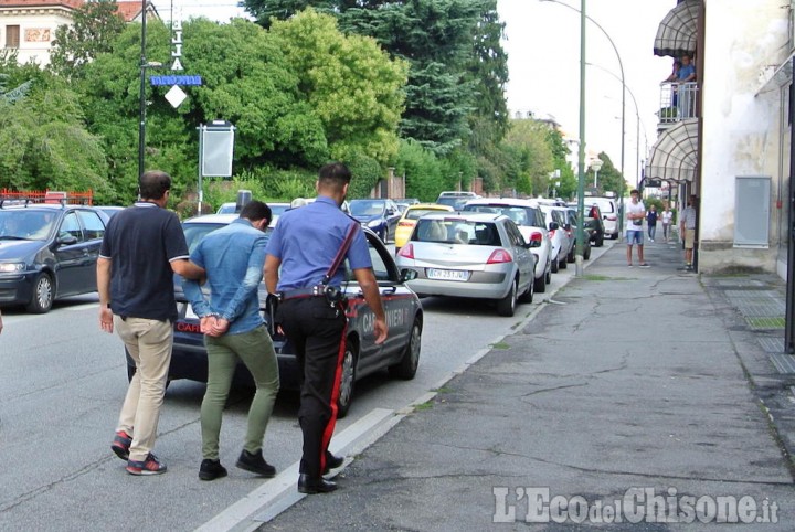 Rapina in banca a Pinerolo: due uomini arrestati dai Carabinieri