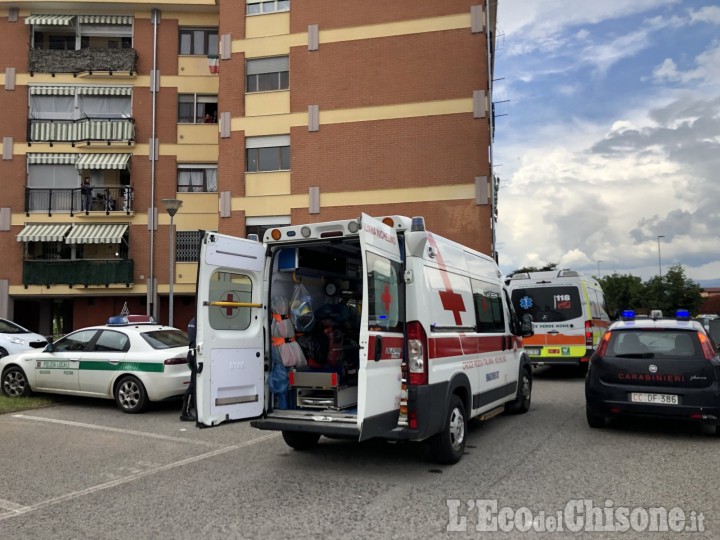 Volvera, omicidio in via Garibaldi: uccide l’ex moglie a colpi di pistola e poi fugge