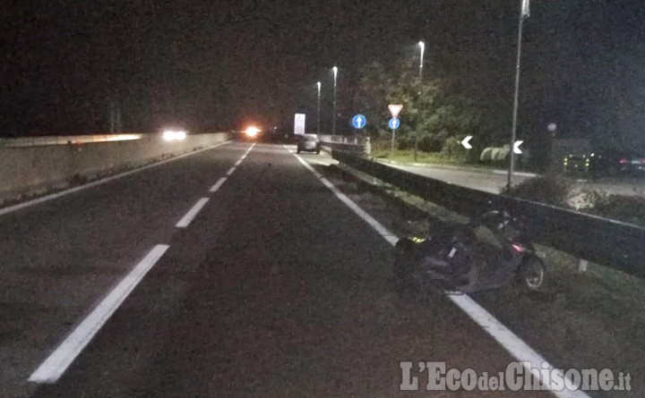 Pinerolo: auto contro scooter, schianto mortale sulla tangenziale nei pressi di Riva