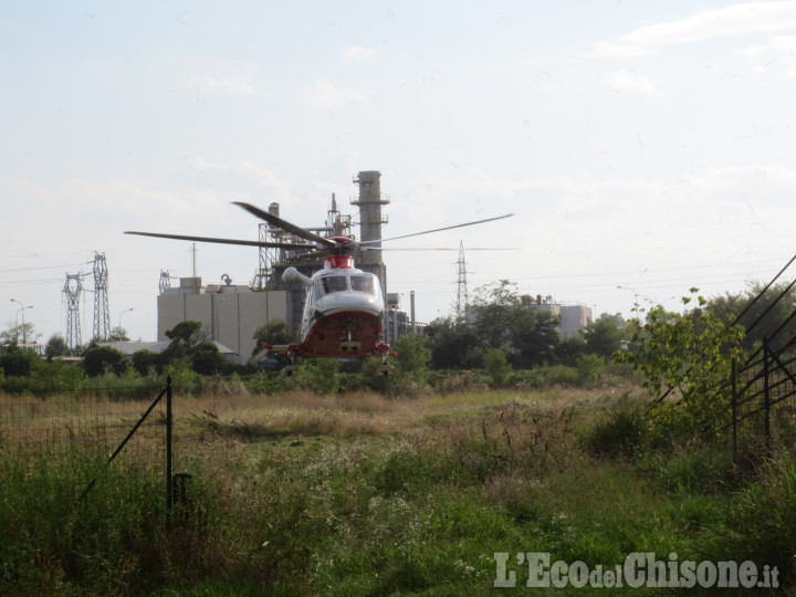 Incidente sul lavoro in una ditta di mangimi, ferito 43enne di Vigone