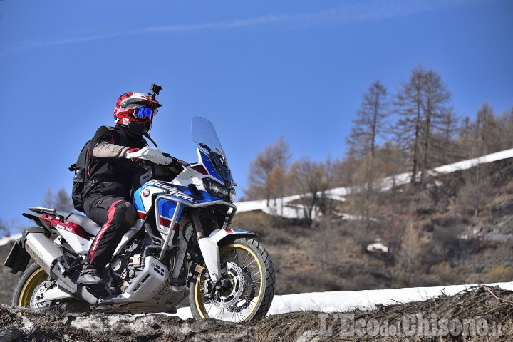 A Sestriere, &quot;In moto oltre le nuvole&quot; anche in notturna