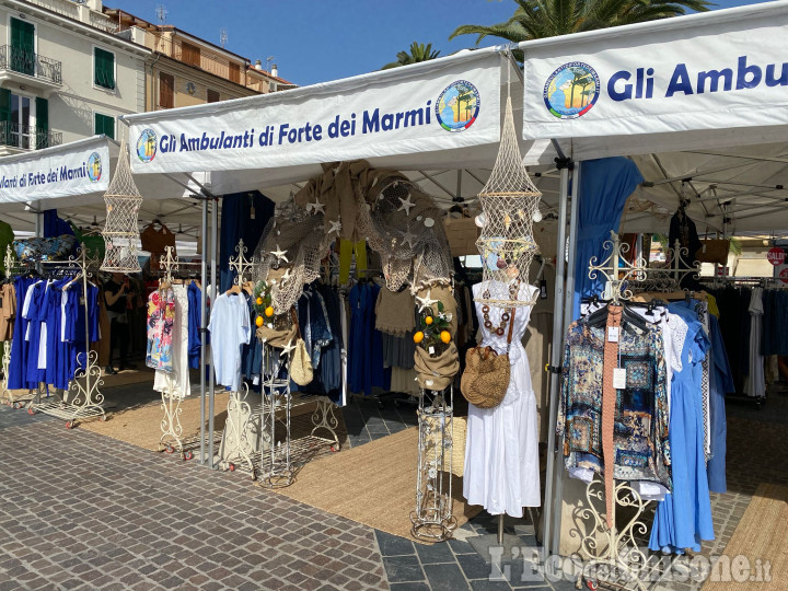 Giaveno: domenica 17 torna il mercato degli Ambulanti di Forte dei Marmi