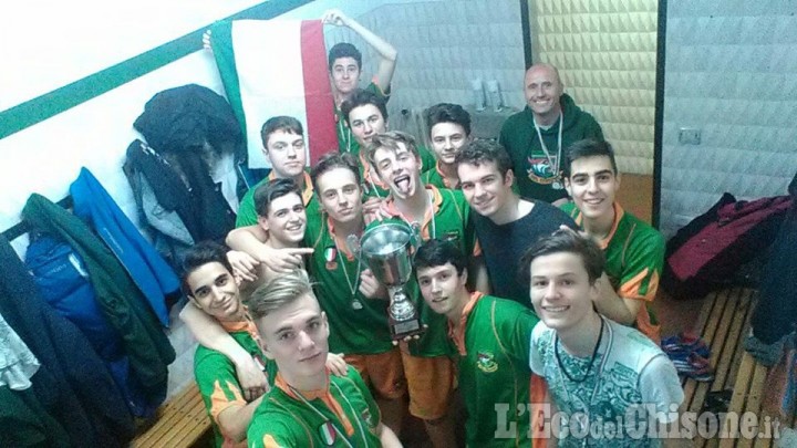 Hockey indoor: i ragazzi dell&#039;Hc Valchisone Under 18 campioni italiani