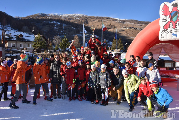 Pragelato, sci di fondo: 130 atleti alla prima gara. Premiato anche l&#039;alpinista Cimenti