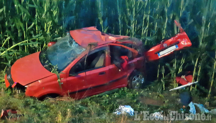 Auto fuori strada tra None e Castagnole, ferito il conducente