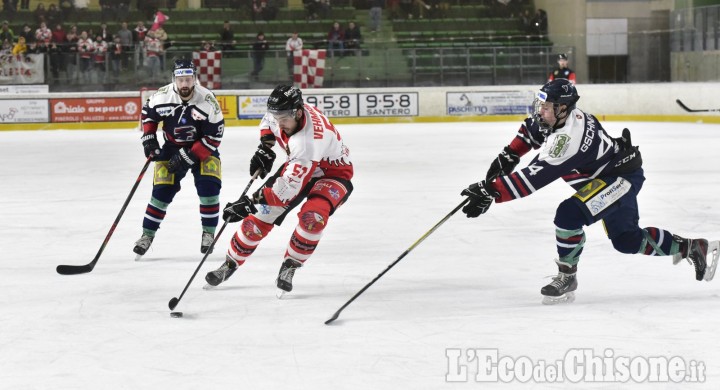 Hockey ghiaccio Ihl, Valpeagle impegnata sul ghiaccio di Varese
