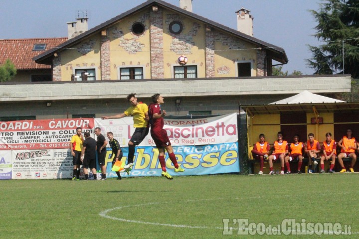 Calcio: Pinerolo fa 3-3 contro Gozzano, esordio con gol per Gasbarroni