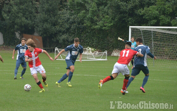 Calcio: domenica alle 14.30 sfida salvezza a Pinerolo