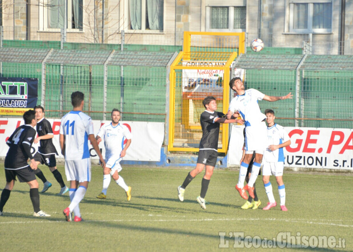 Calcio: Dalla Costa nel recupero, il Pinerolo vince 3-2