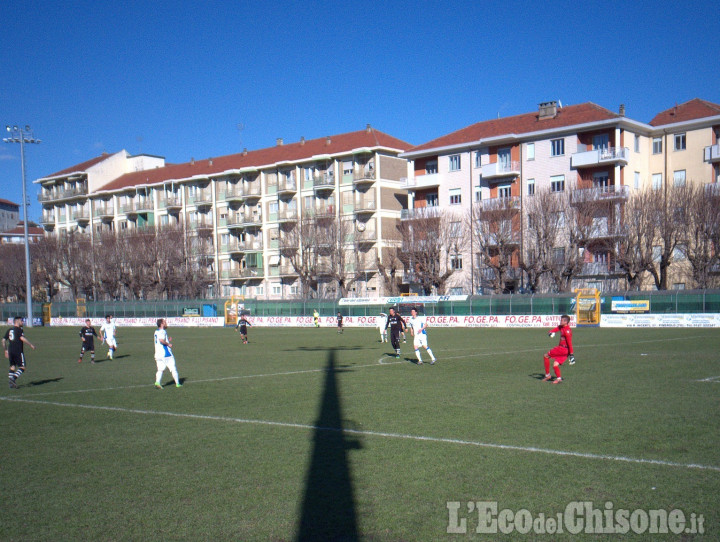 Calcio: in serie D, i liguri della Lavagnese battono Pinerolo