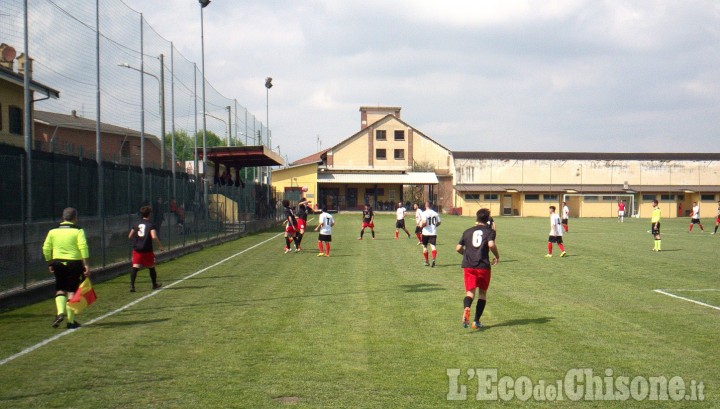 Calcio: dopo i primi tempi perde Pinerolo, vince 2-0 Cavour