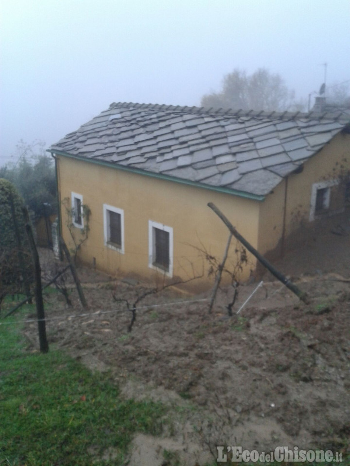 Alluvione: Pinerolo, frana sulla Collina di Abbadia