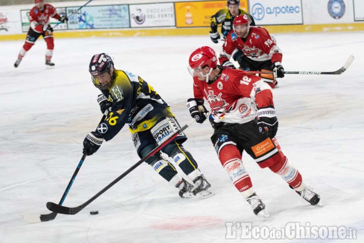 Hockey ghiaccio Ihl, Valpellice Bulldogs sconfitta 4-2 a Bressanone 