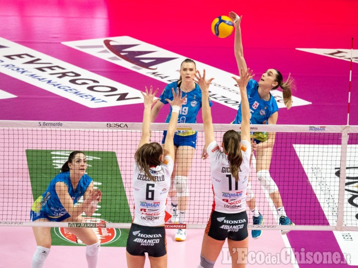 Volley A1 femminile, Pinerolo non molla: in arrivo domenica 19 il Bergamo 