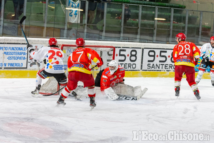 Hockey ghiaccio Ihl, si sblocca la Valpe ed è vittoria tennistica sull'Alleghe: 6-1 